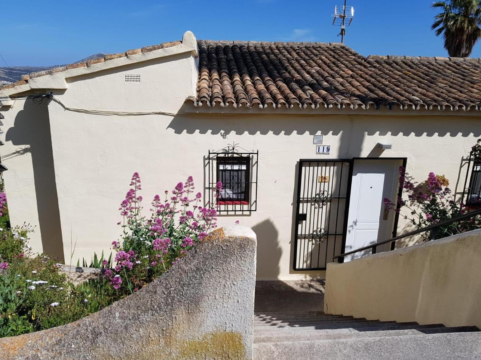 Casa Vista Moraira Met Fantastisch Zeezicht En Gemeenschappelijk Zwembad Teulada